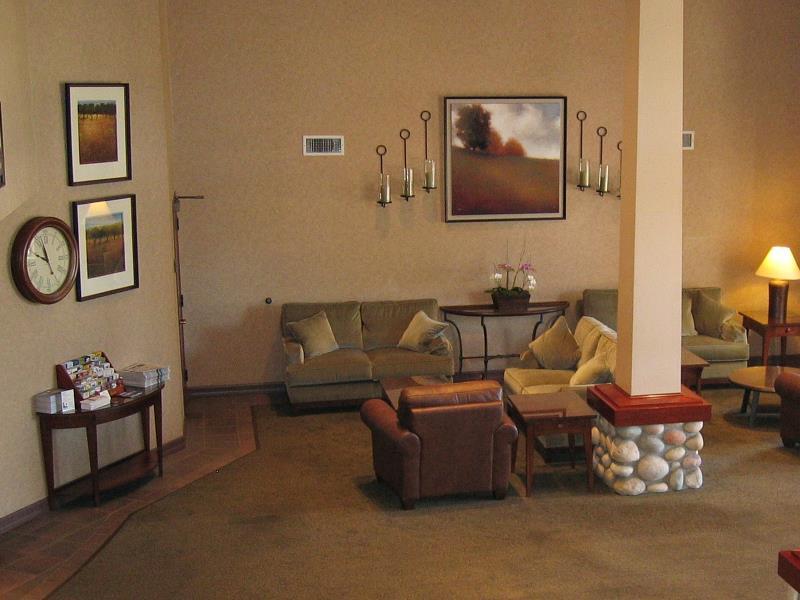 Holiday Inn Express & Suites Carpinteria By Ihg Exterior foto