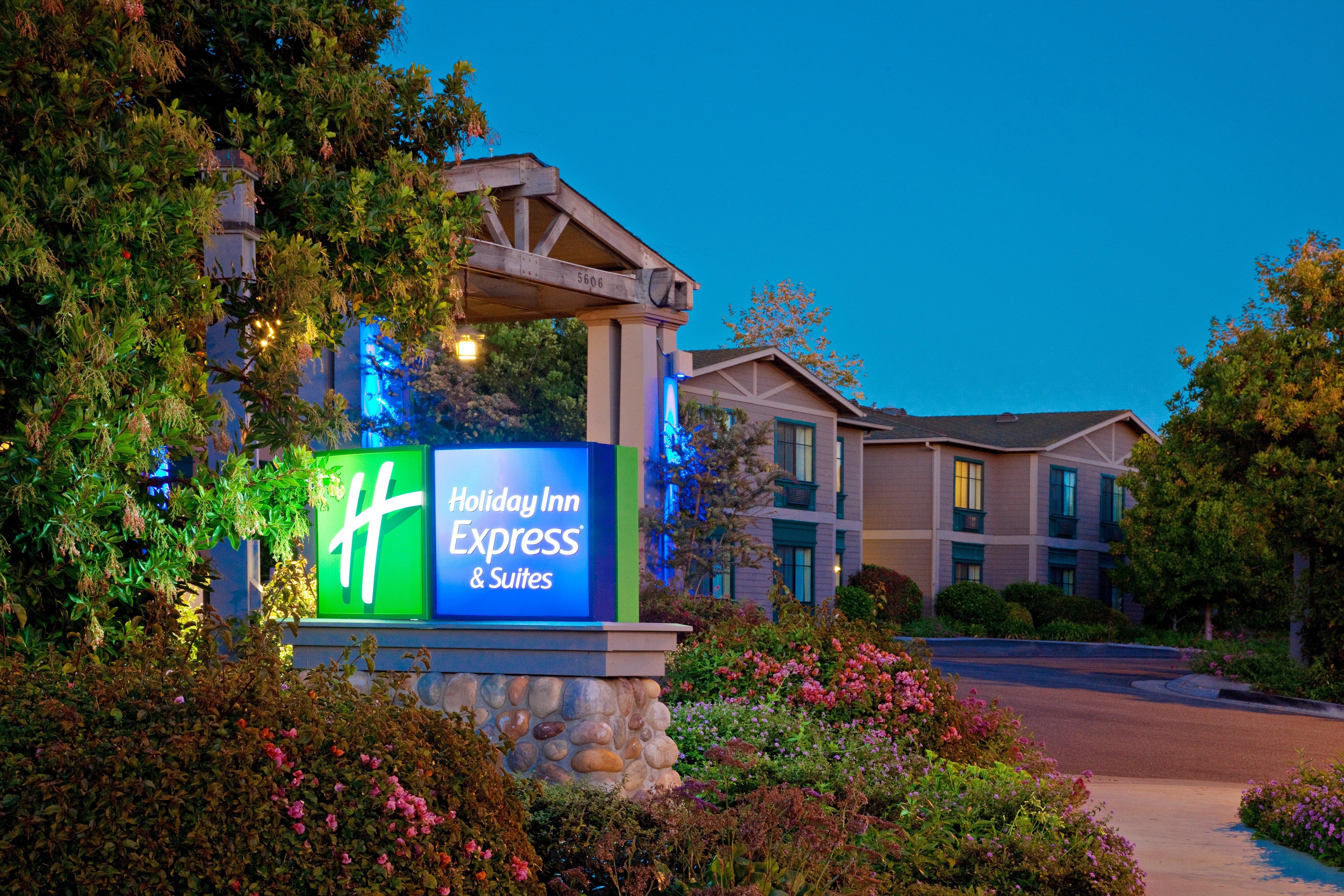 Holiday Inn Express & Suites Carpinteria By Ihg Exterior foto