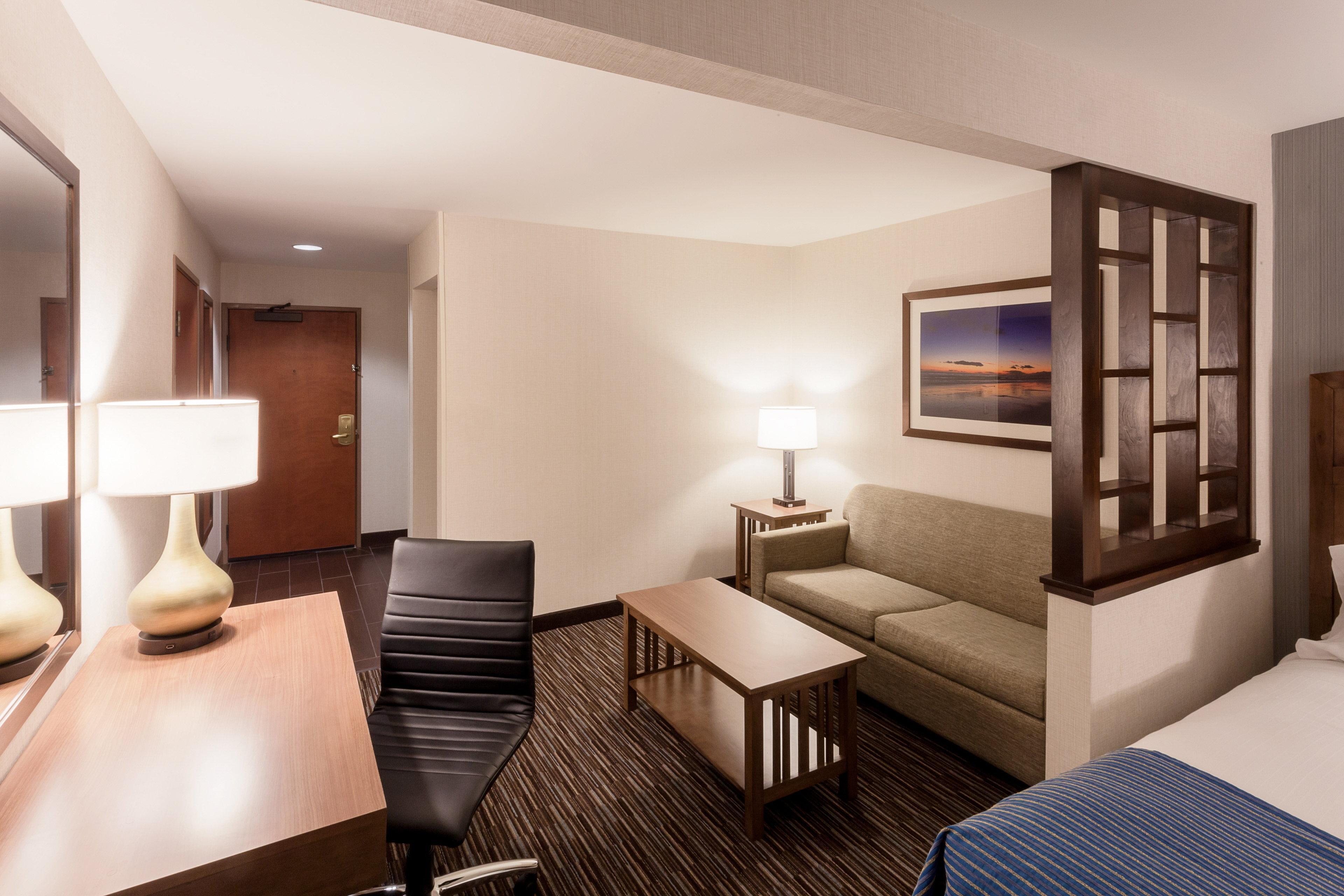 Holiday Inn Express & Suites Carpinteria By Ihg Exterior foto