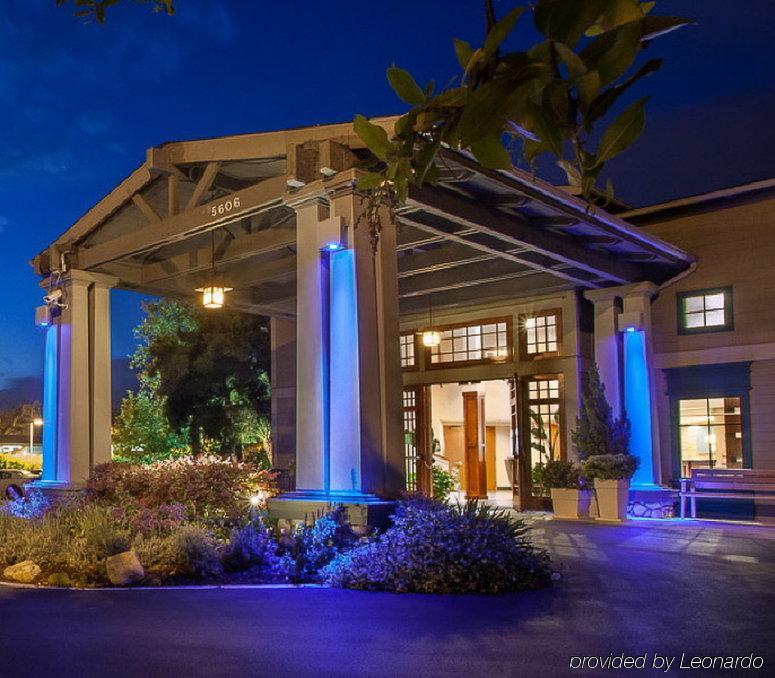 Holiday Inn Express & Suites Carpinteria By Ihg Exterior foto